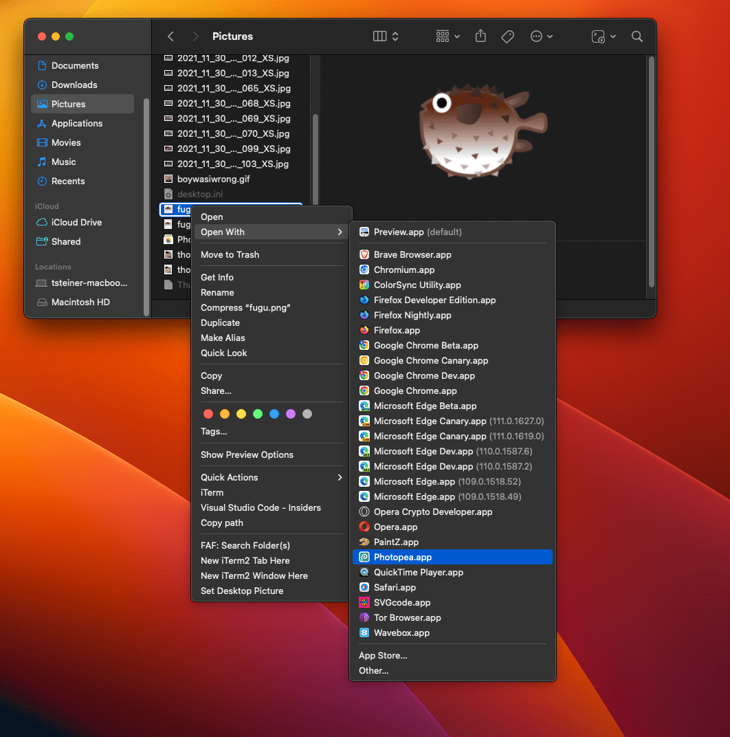 macOS Finder dan pengguna mengklik kanan file, lalu memilih &#39;Open with&#39; Photopea.