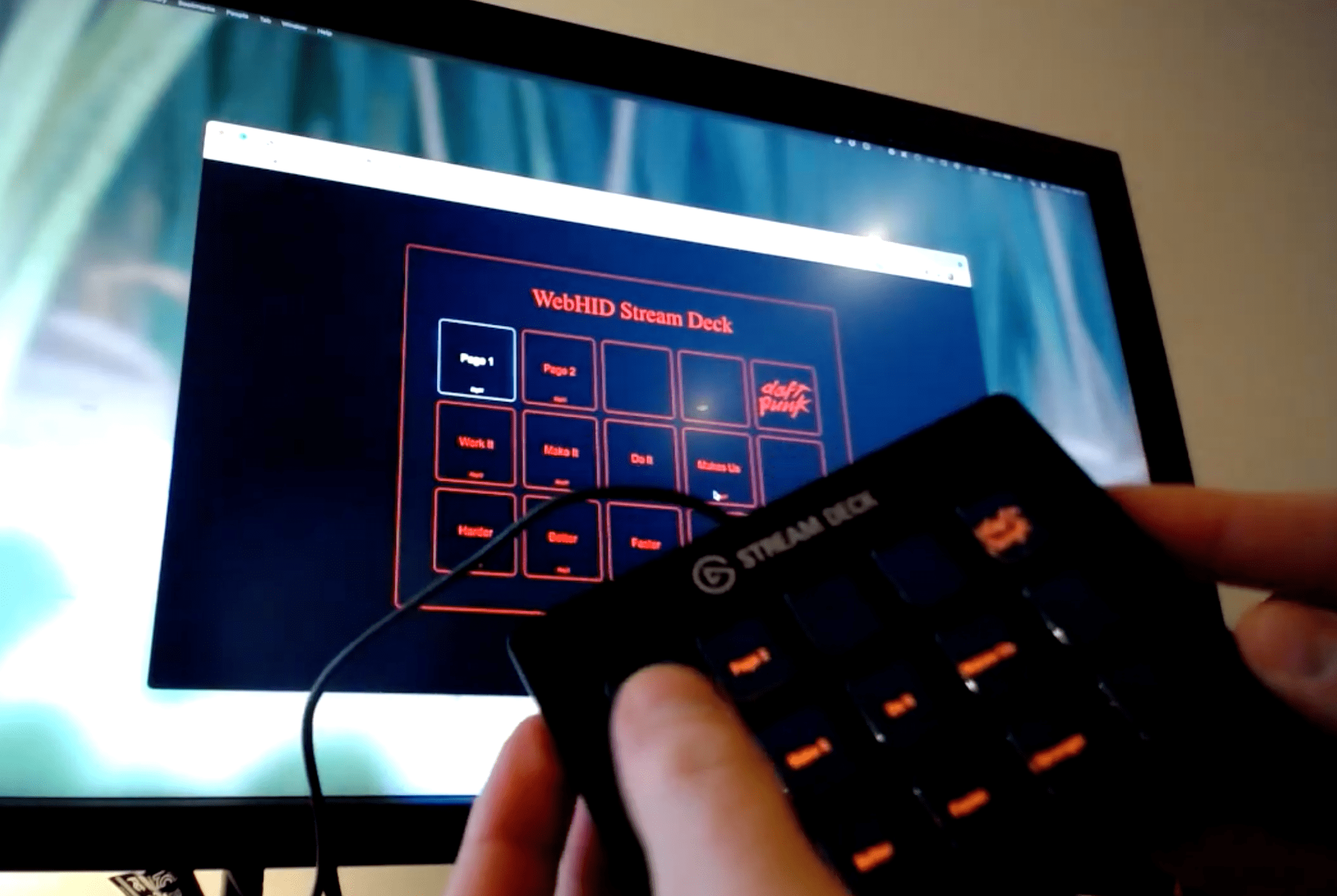 Stream Deck z bębenkiem Daft Punk