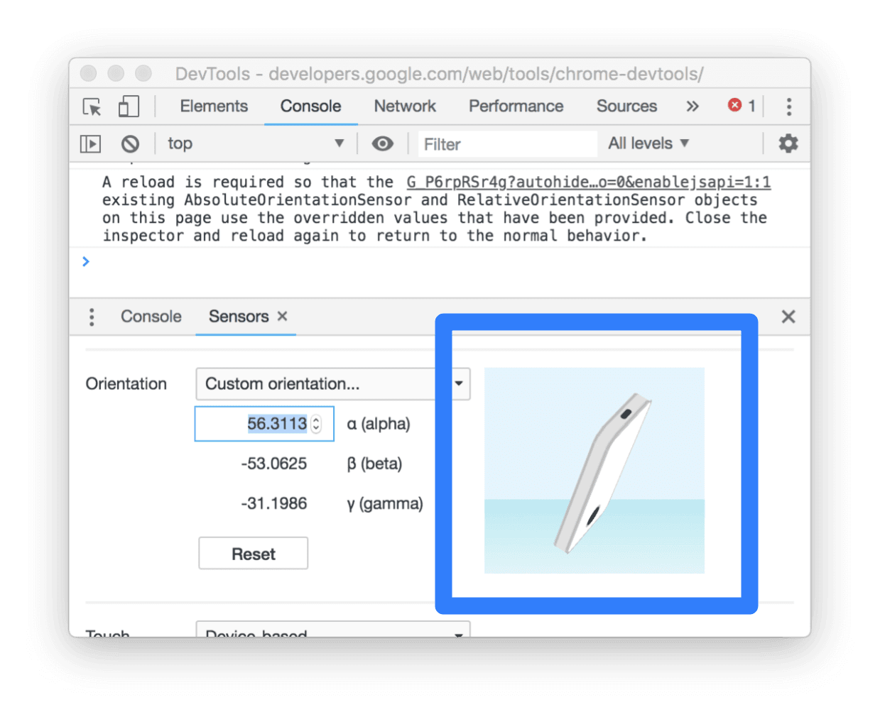 Chrome DevTools yang digunakan untuk mengganti data orientasi kustom ponsel virtual