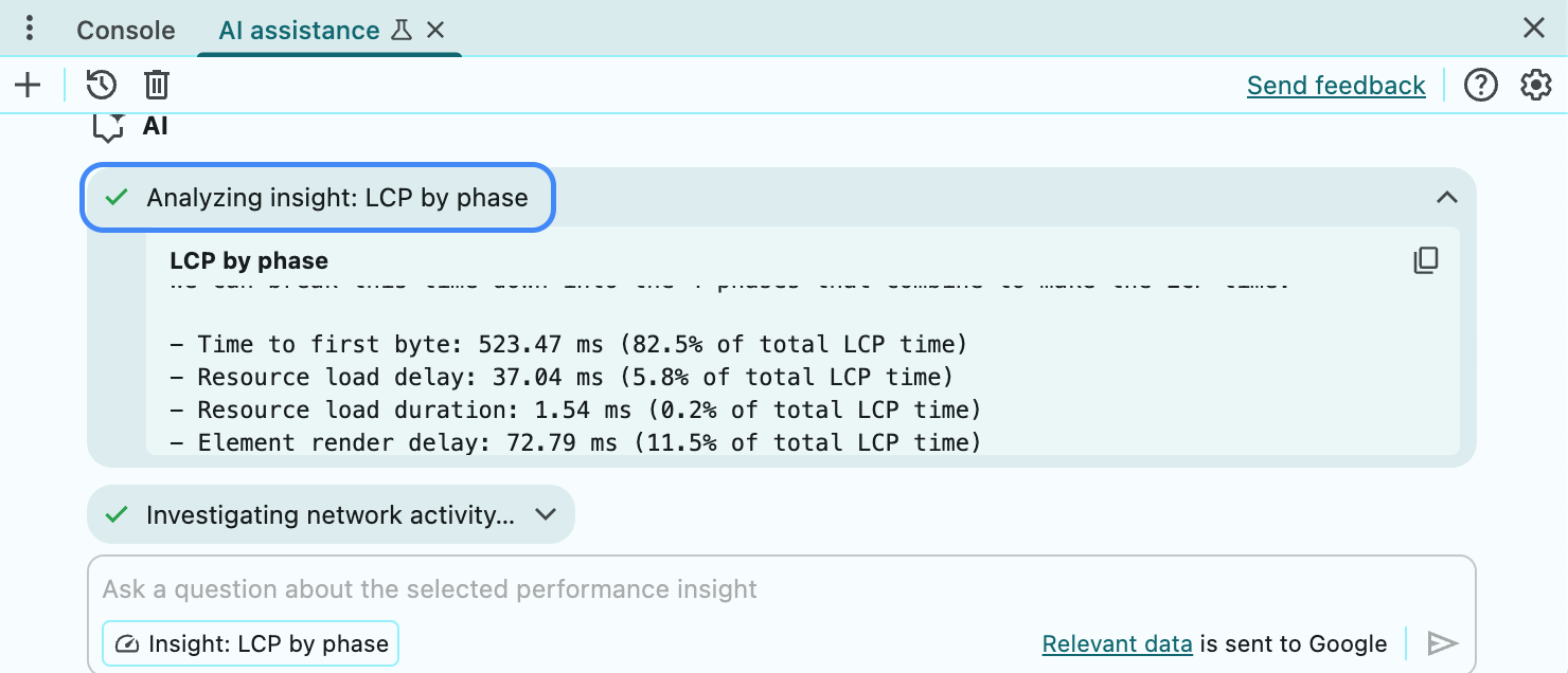 Panneau d&#39;assistance IA avec l&#39;insight contextuel mis en évidence.