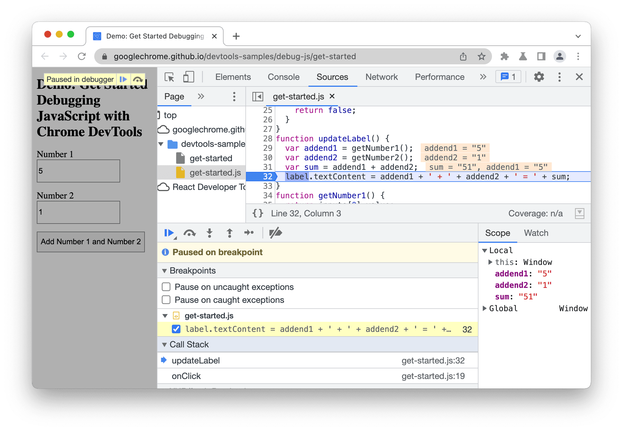 O DevTools faz uma pausa no ponto de interrupção da linha de código na linha 32.